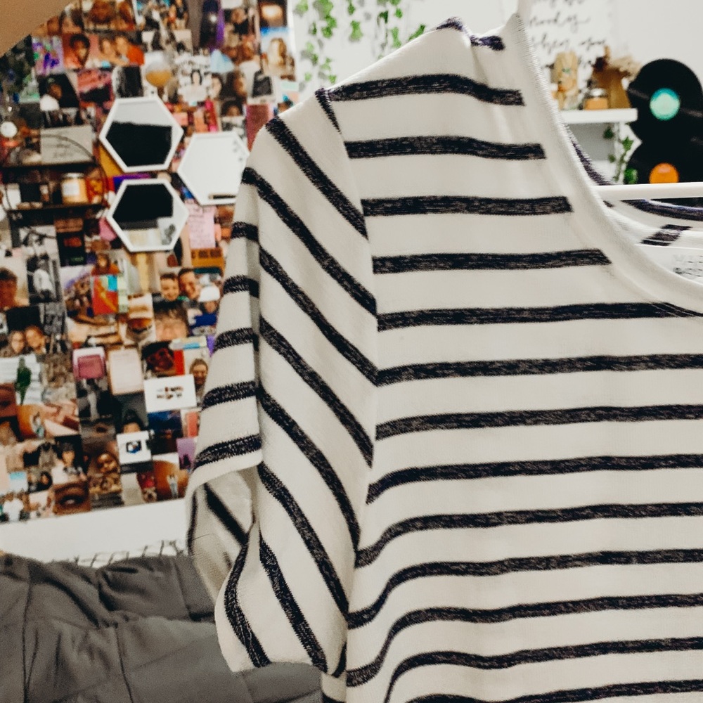 Navy and white stripped basic tee